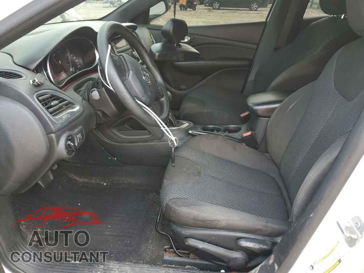 DODGE DART 2015 - 1C3CDFAA9FD415710