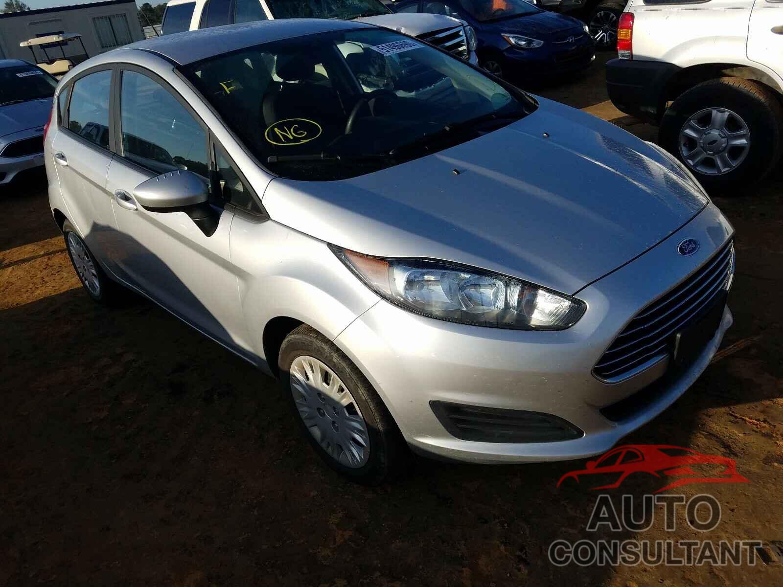 FORD FIESTA 2018 - 3FADP4TJ7JM124361