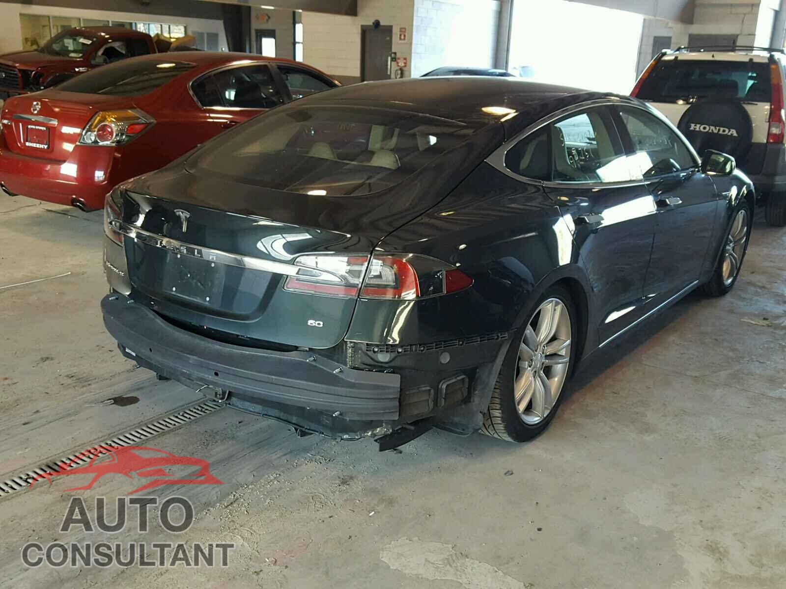 TESLA MODEL S 2013 - 5YJSA1DG3DFP08687
