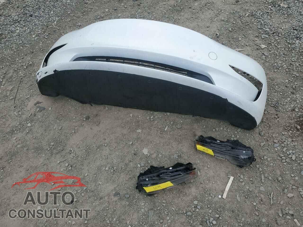 TESLA MODEL 3 2019 - 5YJ3E1EA7KF434538