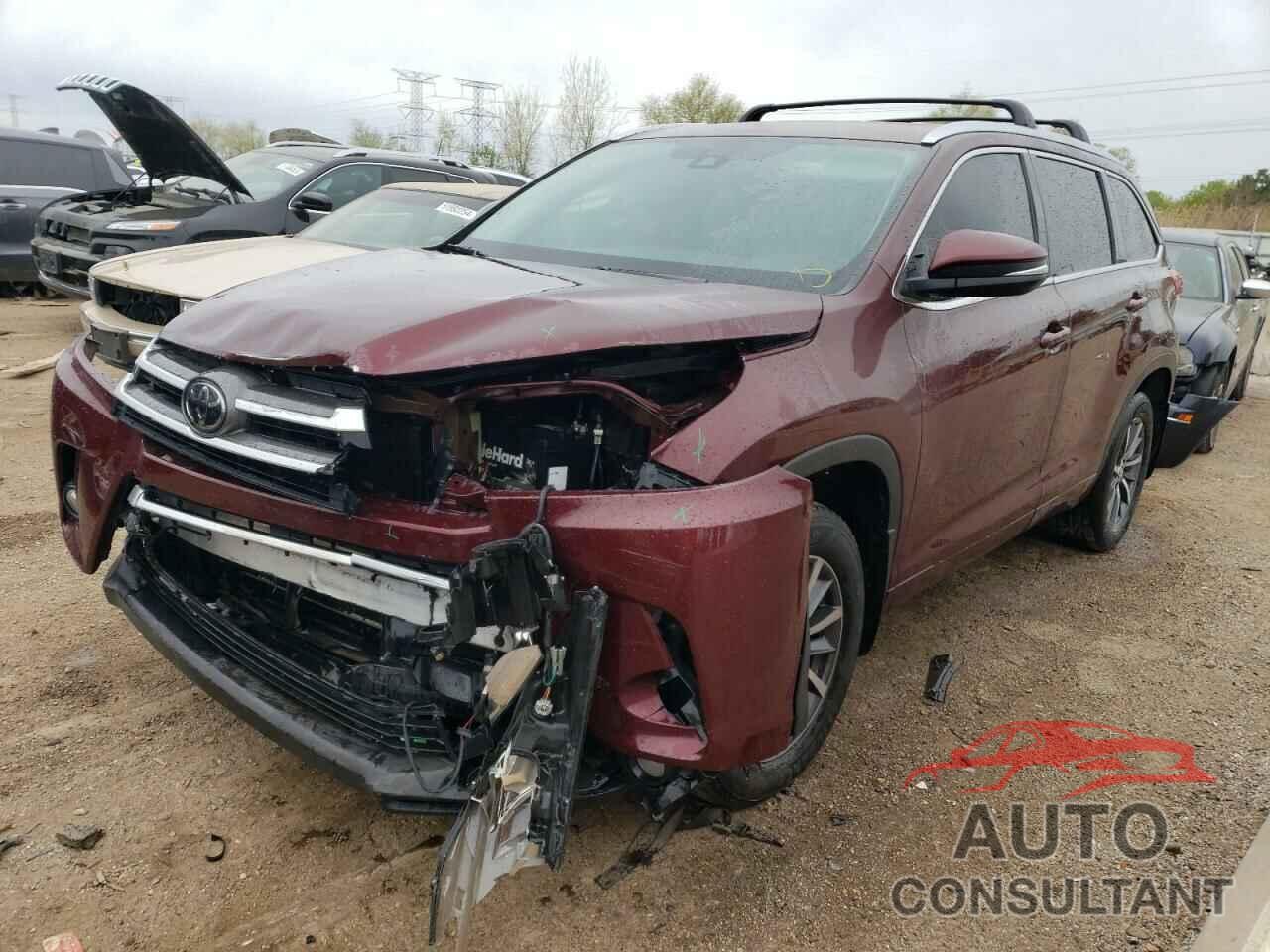 TOYOTA HIGHLANDER 2018 - 5TDJZRFH9JS490884