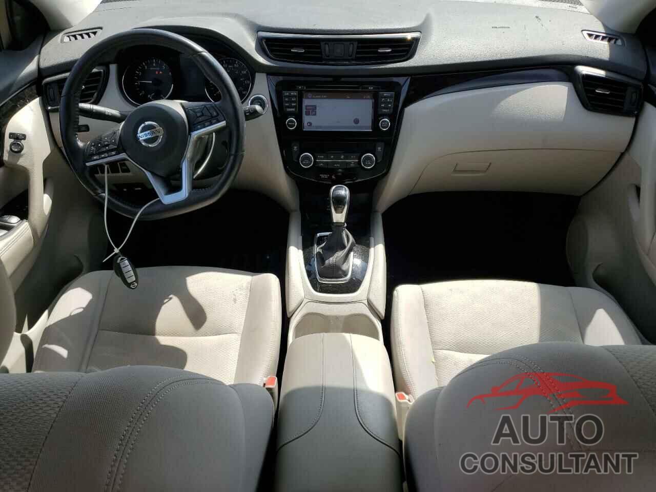 NISSAN ROGUE 2018 - JN1BJ1CP5JW164382