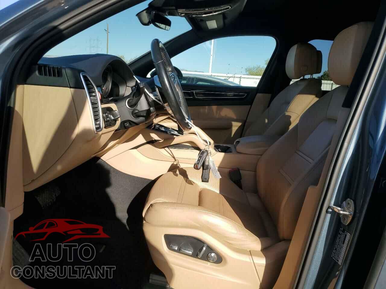 PORSCHE CAYENNE 2019 - WP1AA2AY2KDA01596