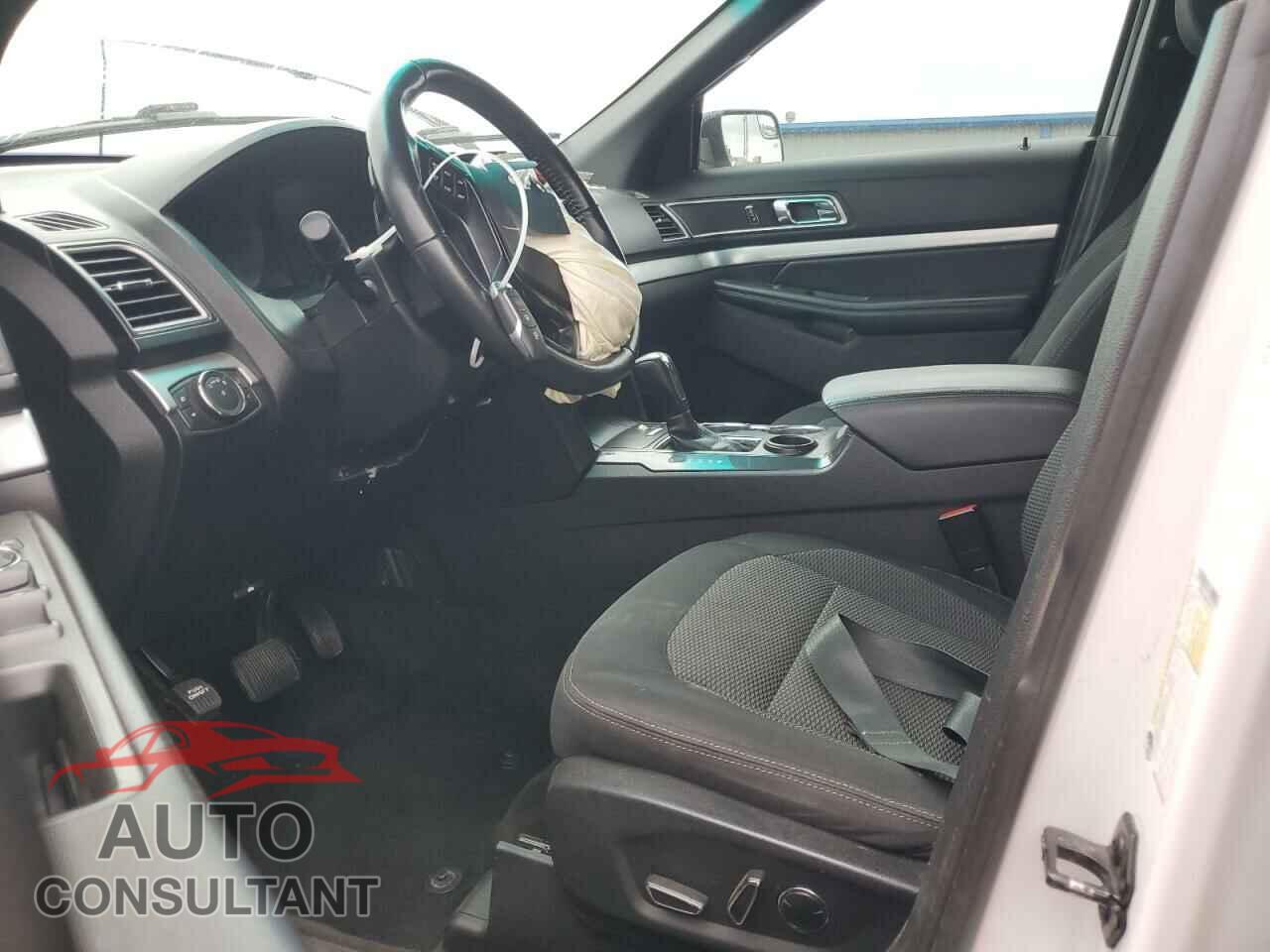 FORD EXPLORER 2017 - 1FM5K7D86HGA93310