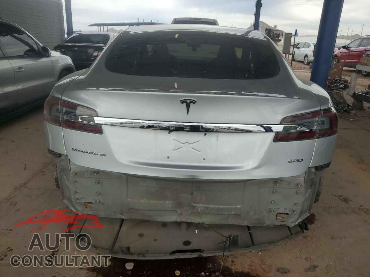 TESLA MODEL S 2017 - 5YJSA1E22HF197885