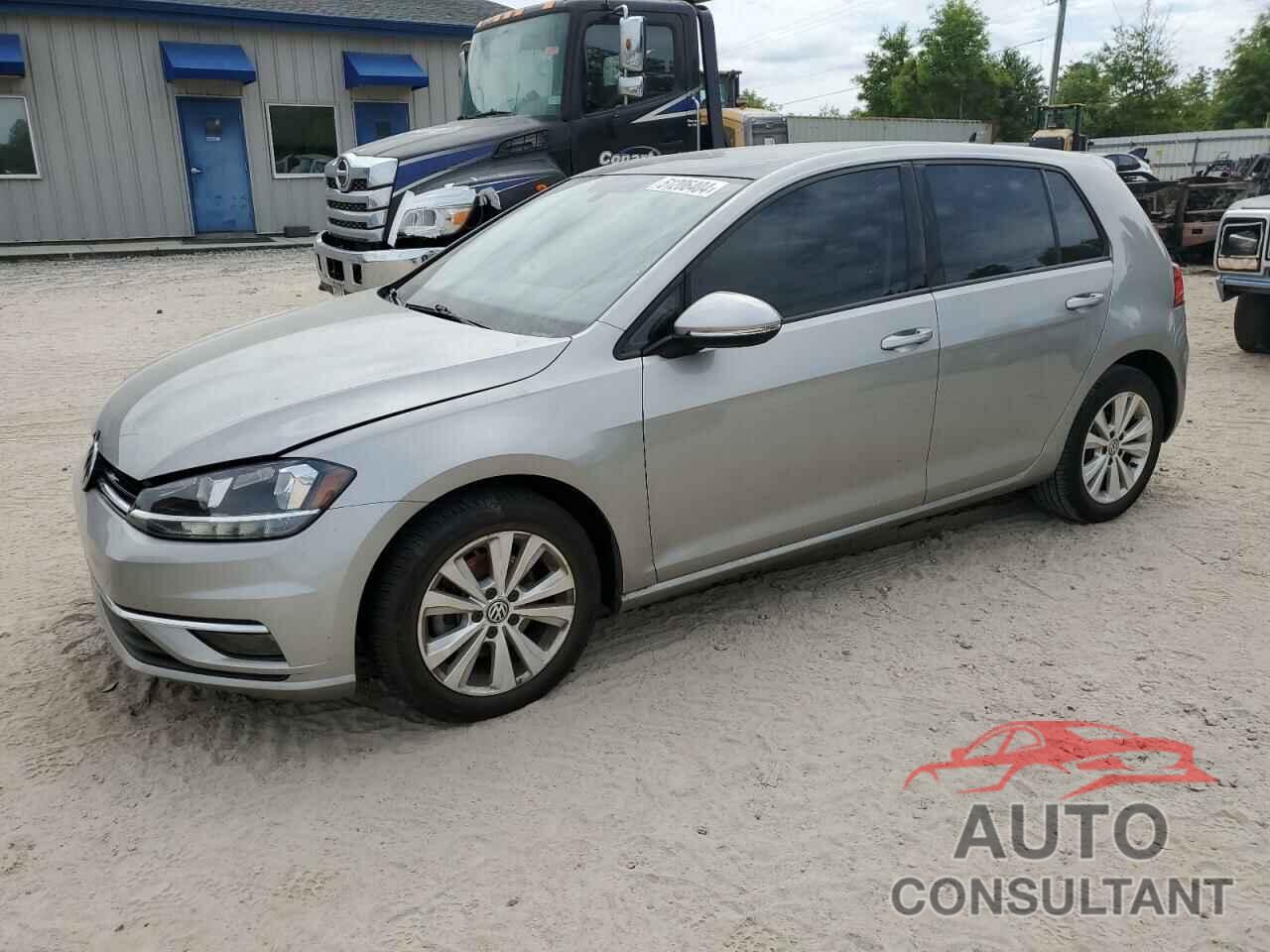 VOLKSWAGEN GOLF 2018 - 3VWG17AU0JM274008