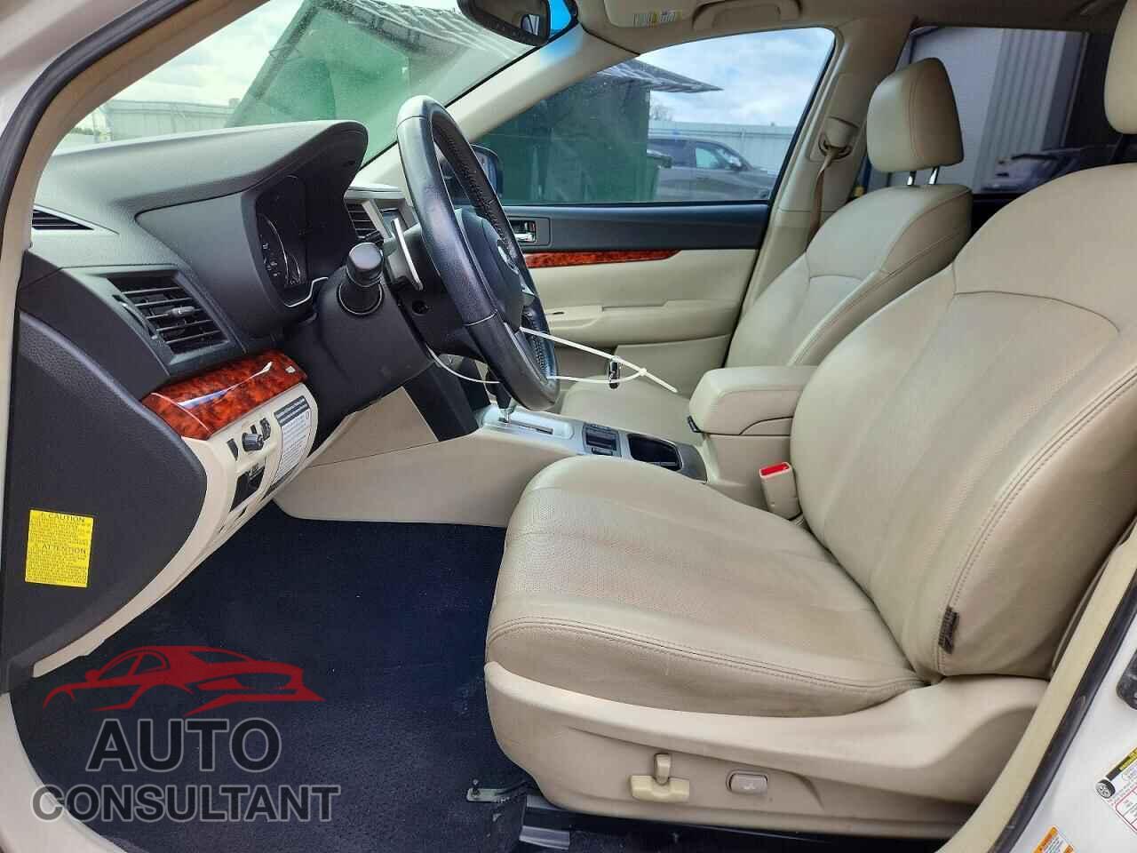 SUBARU OUTBACK 2011 - 4S4BRBLC1B3317931