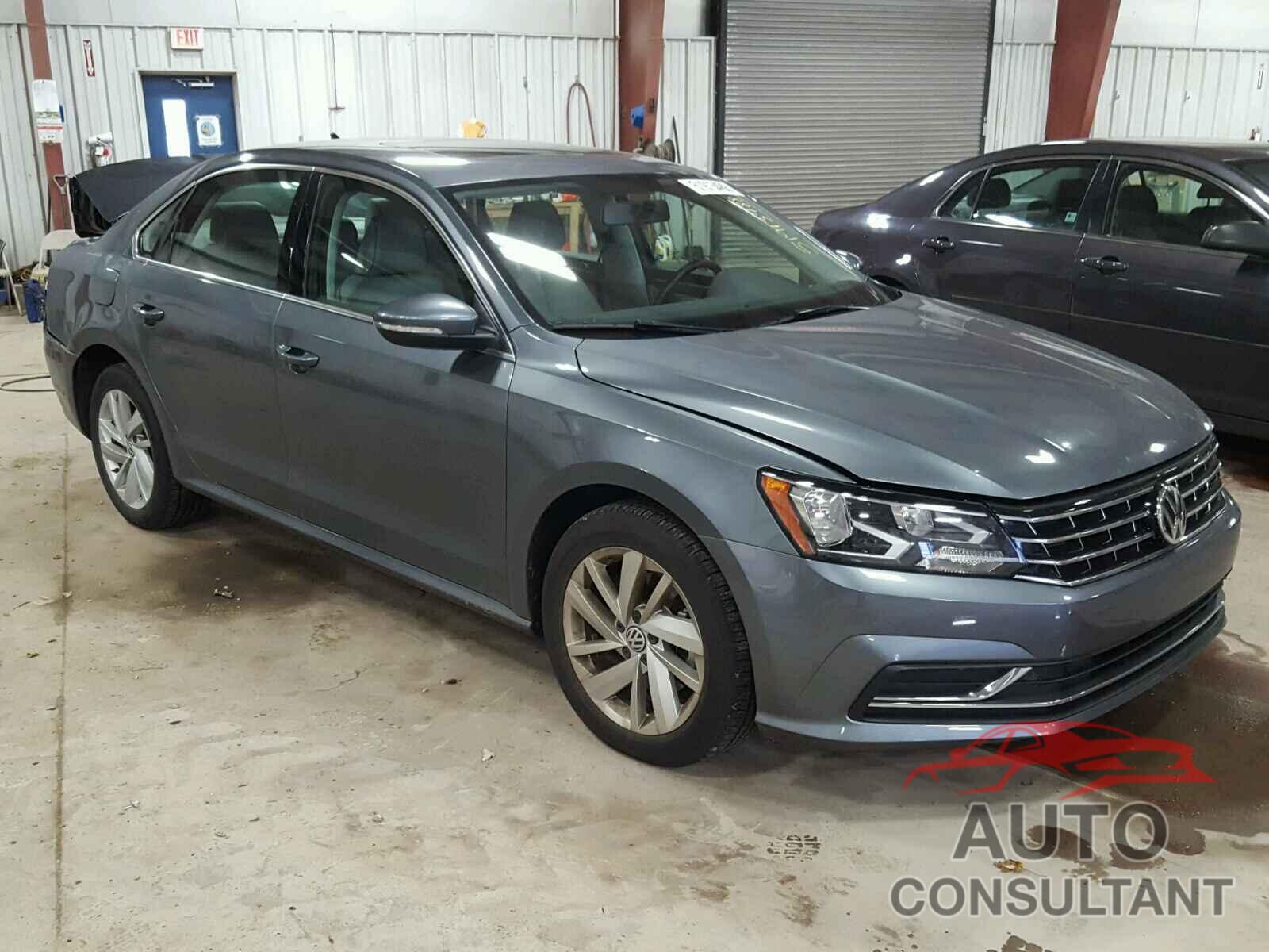 VOLKSWAGEN PASSAT 2018 - 1VWBA7A39JC011065
