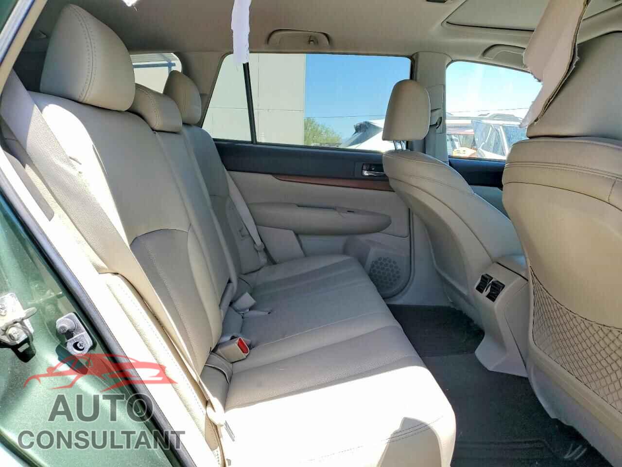 SUBARU OUTBACK 2013 - 4S4BRBLC8D3200544