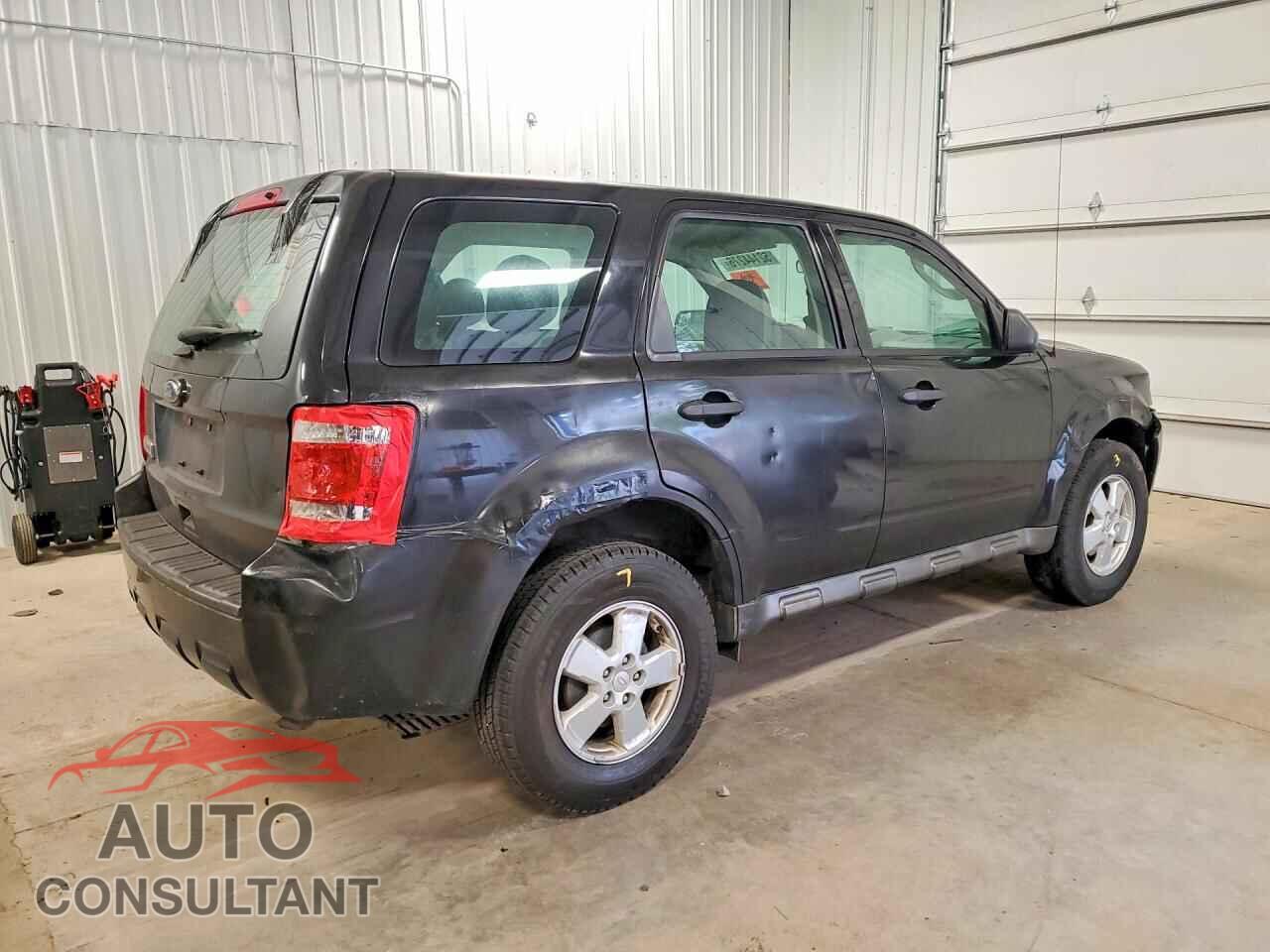 FORD ESCAPE 2011 - 1FMCU0C71BKC41563