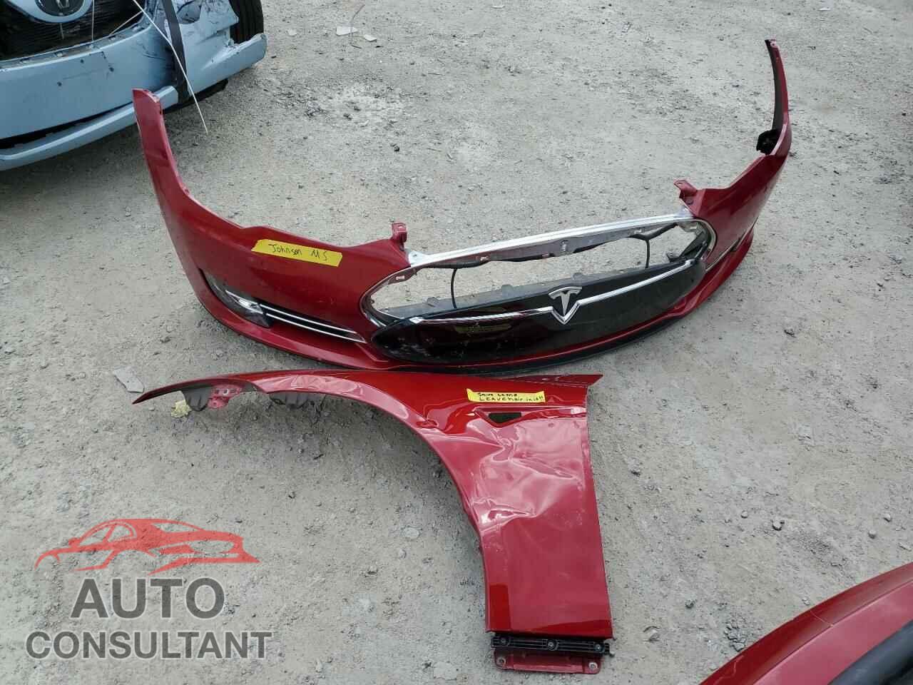 TESLA MODEL S 2015 - 5YJSA1E47FF113946