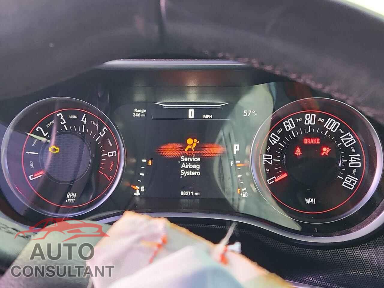 DODGE CHALLENGER 2018 - 2C3CDZAG5JH333863