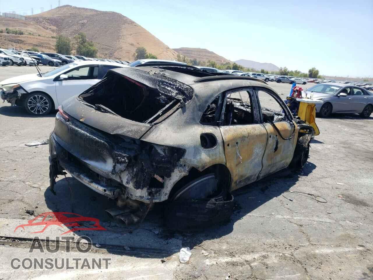 PORSCHE MACAN 2021 - WP1AB2A53MLB31897