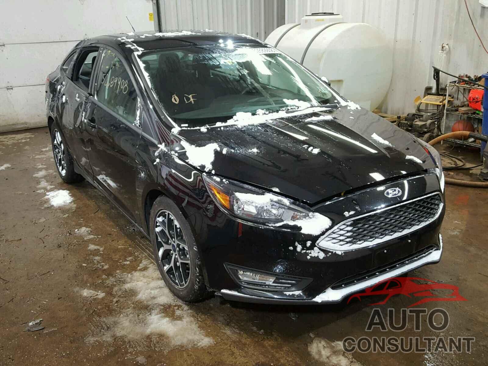 FORD FOCUS 2018 - 1FADP3H2XJL323532