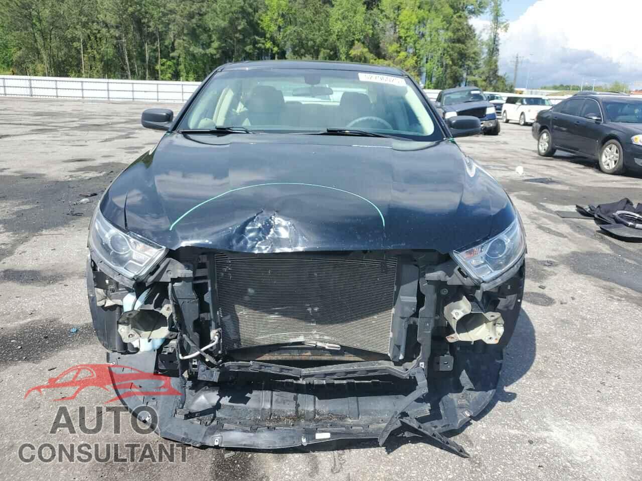 FORD TAURUS 2017 - 1FAHP2D86HG145384