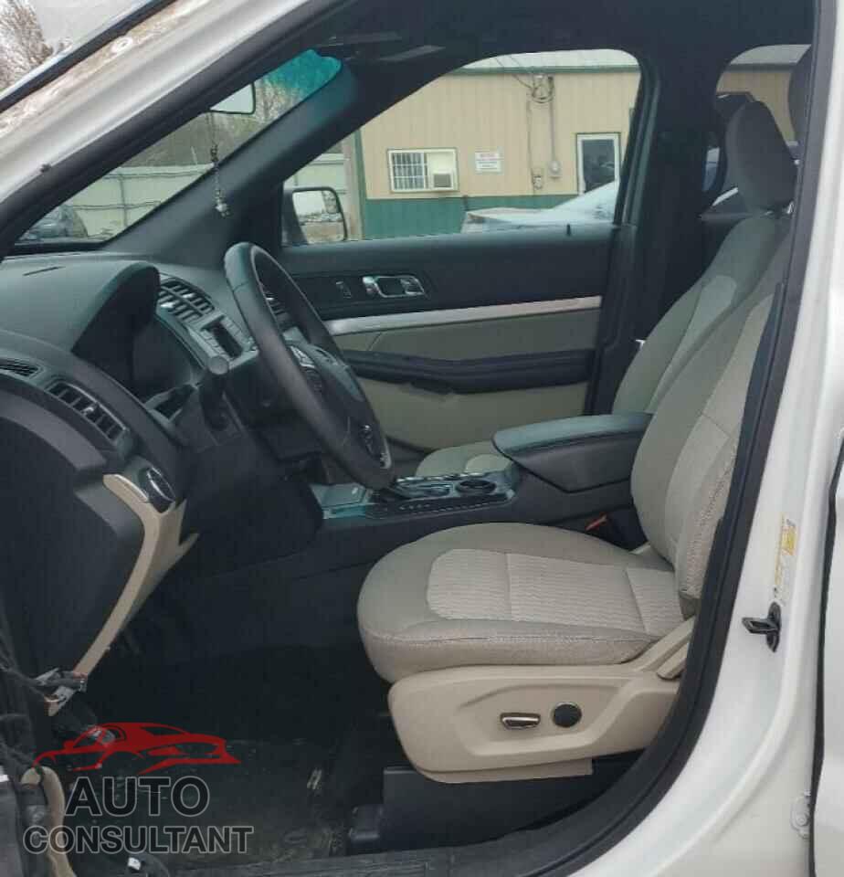 FORD EXPLORER 2018 - 1FM5K7B87JGB40658