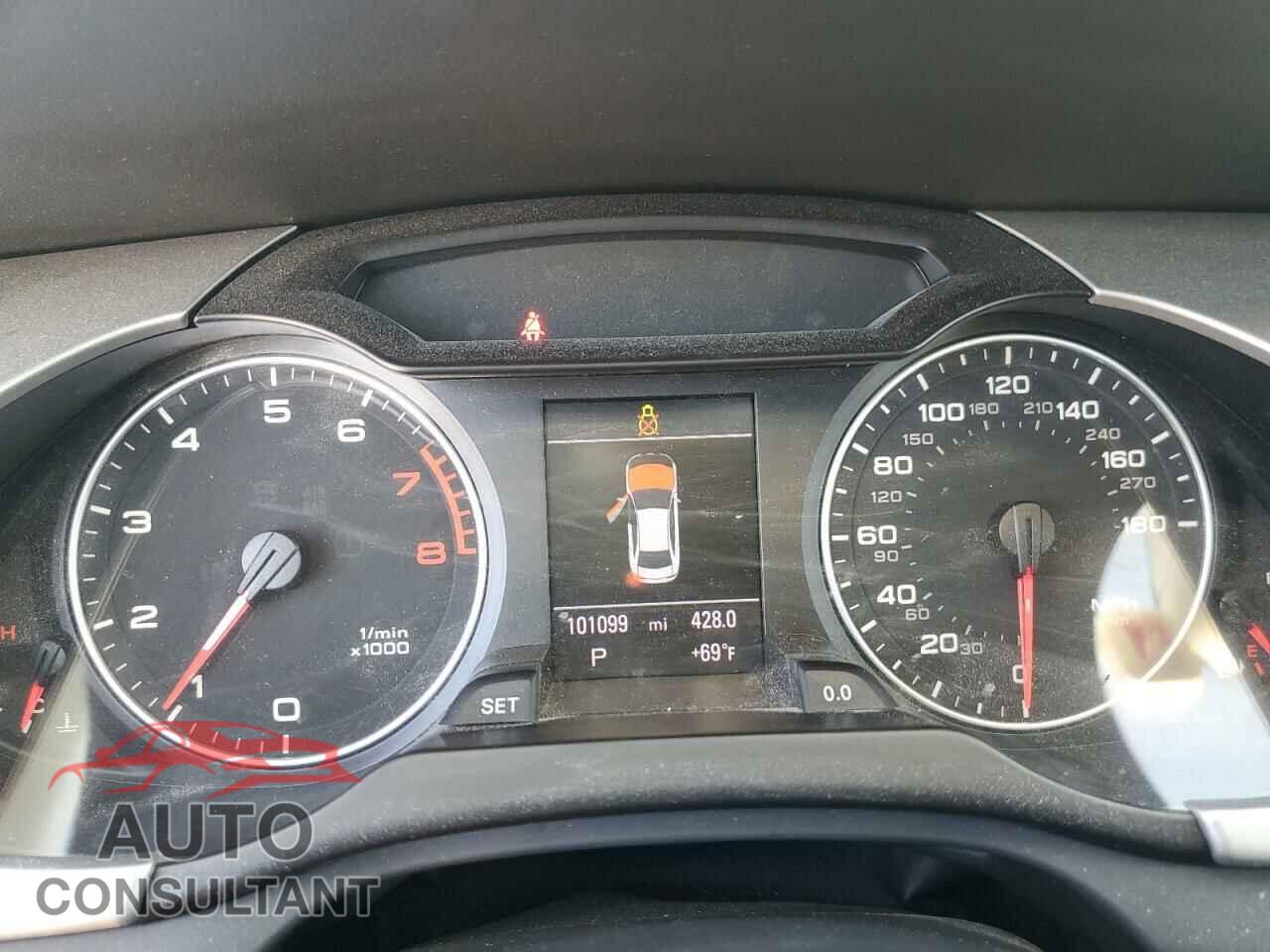 AUDI A4 2012 - WAUFFAFL0CA120571