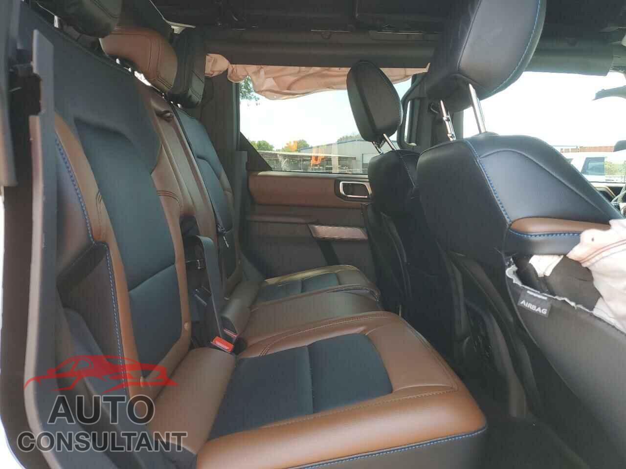 FORD BRONCO 2021 - 1FMEE5BP2MLA94820