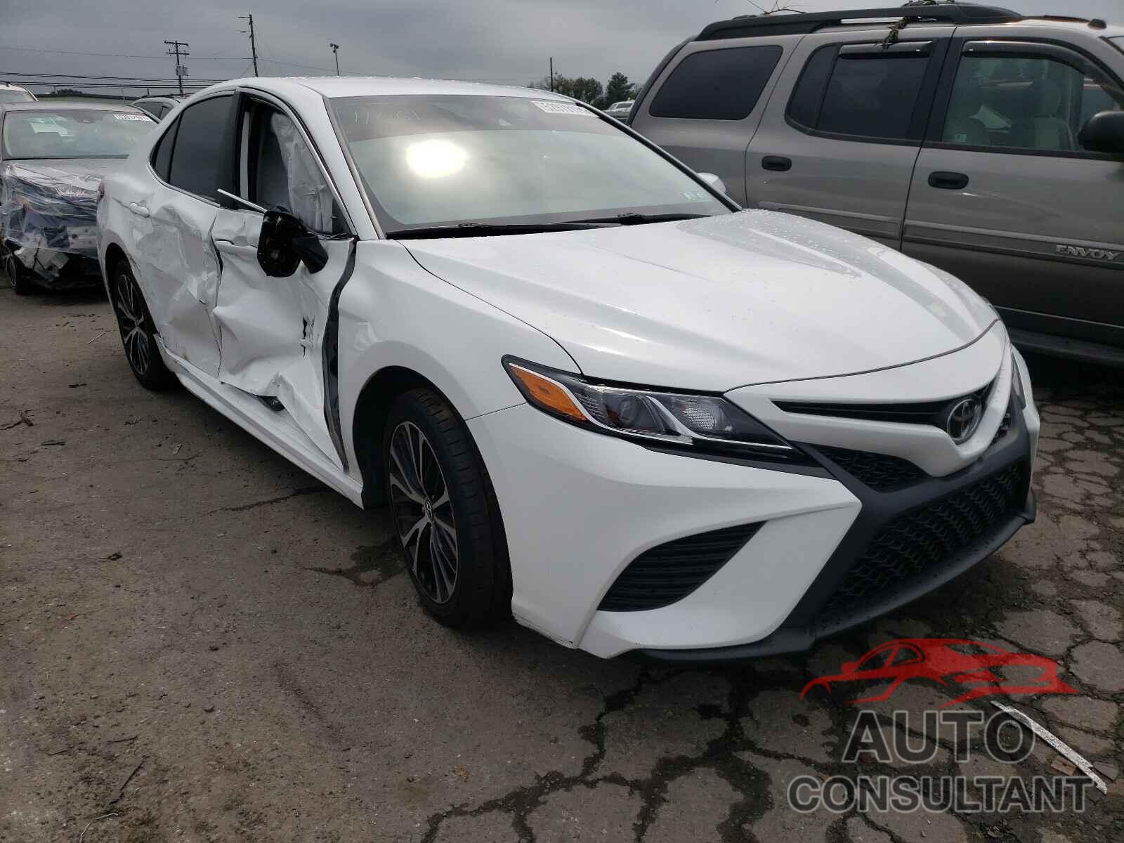 TOYOTA CAMRY 2019 - 4T1B11HK8KU702236