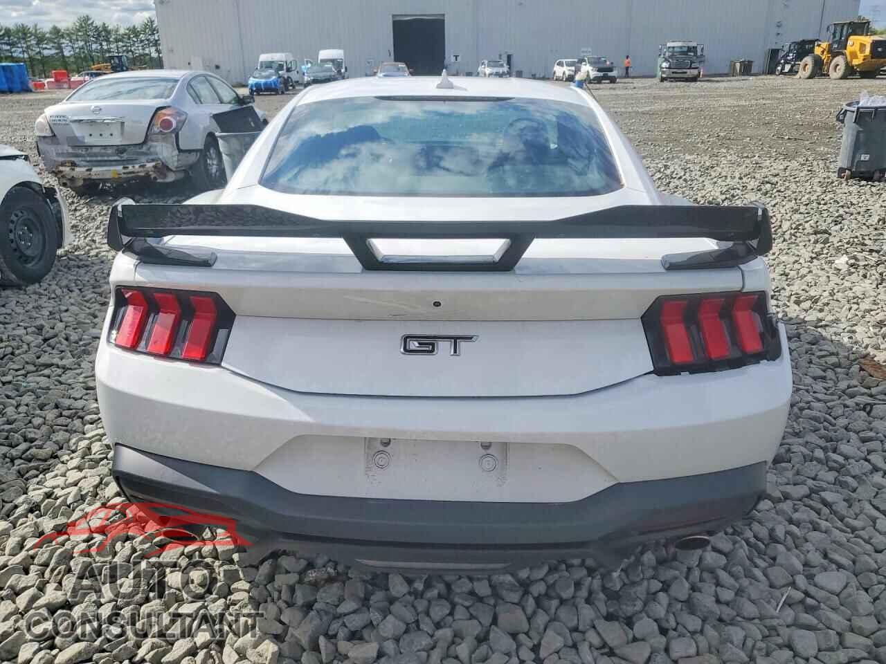 FORD MUSTANG 2024 - 1FA6P8CF5R5424641