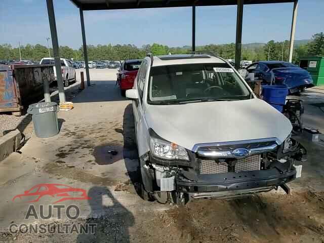 SUBARU FORESTER 2017 - JF2SJADC3HH437103