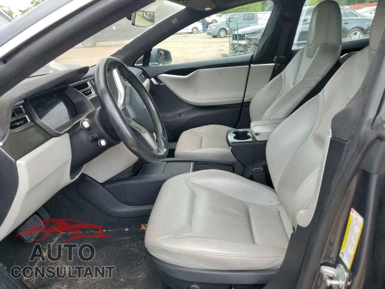 TESLA MODEL S 2015 - 5YJSA1E27FF114383