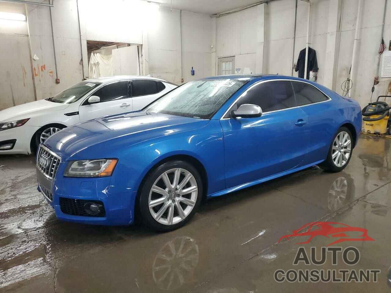 AUDI S5/RS5 2011 - WAUGVAFR7BA032580