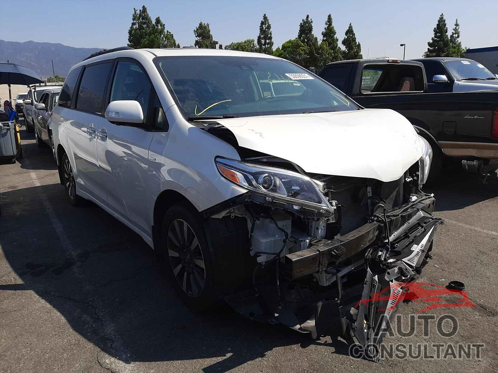 TOYOTA SIENNA 2020 - 5TDDZ3DC8LS236538