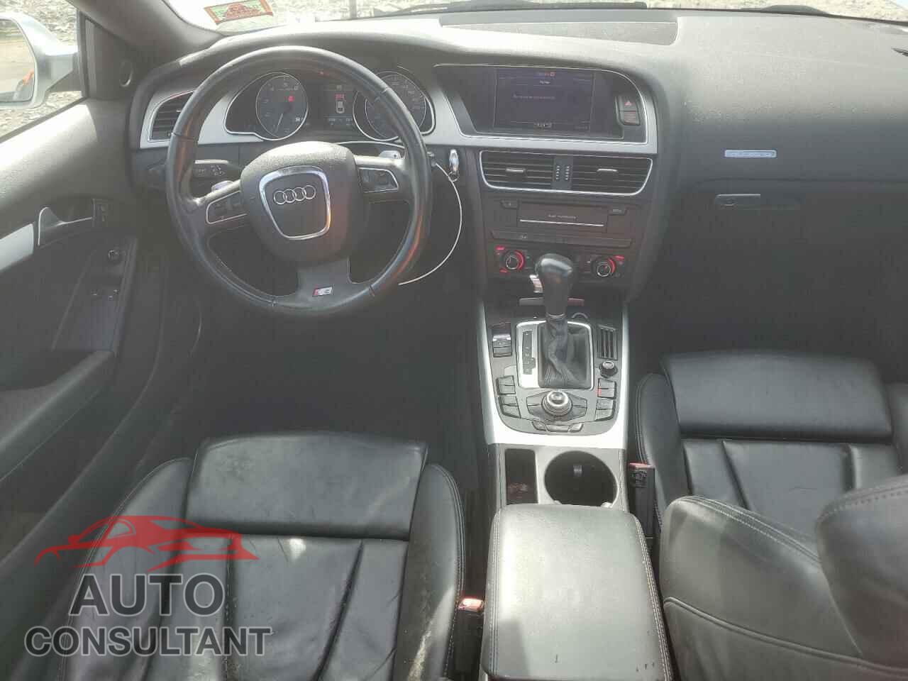AUDI S5/RS5 2011 - WAUCVAFR3BA016472