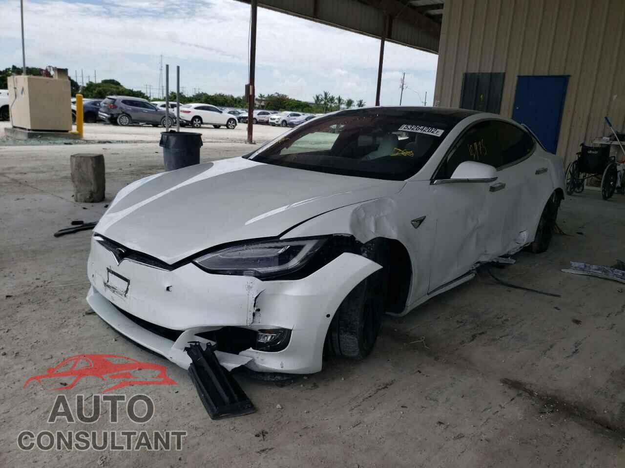 TESLA MODEL S 2018 - 5YJSA1E45JF255060