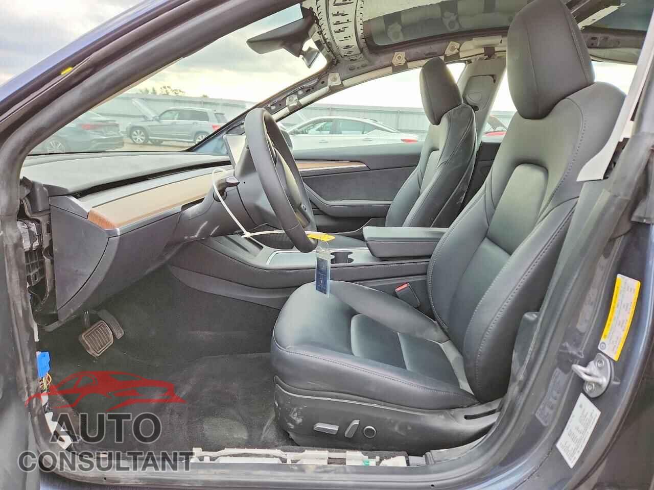 TESLA MODEL 3 2023 - 5YJ3E1EA3PF711175