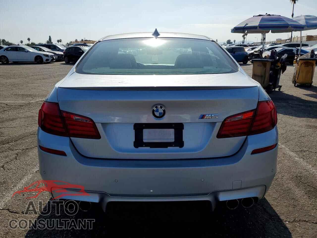 BMW M5 2013 - WBSFV9C57DD095686