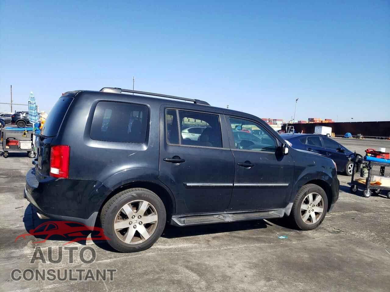 HONDA PILOT 2012 - 5FNYF3H99CB007010