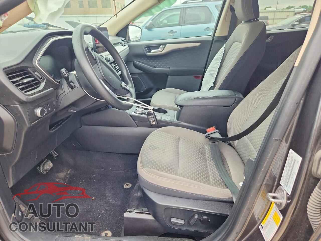 FORD ESCAPE 2020 - 1FMCU0G61LUA14493