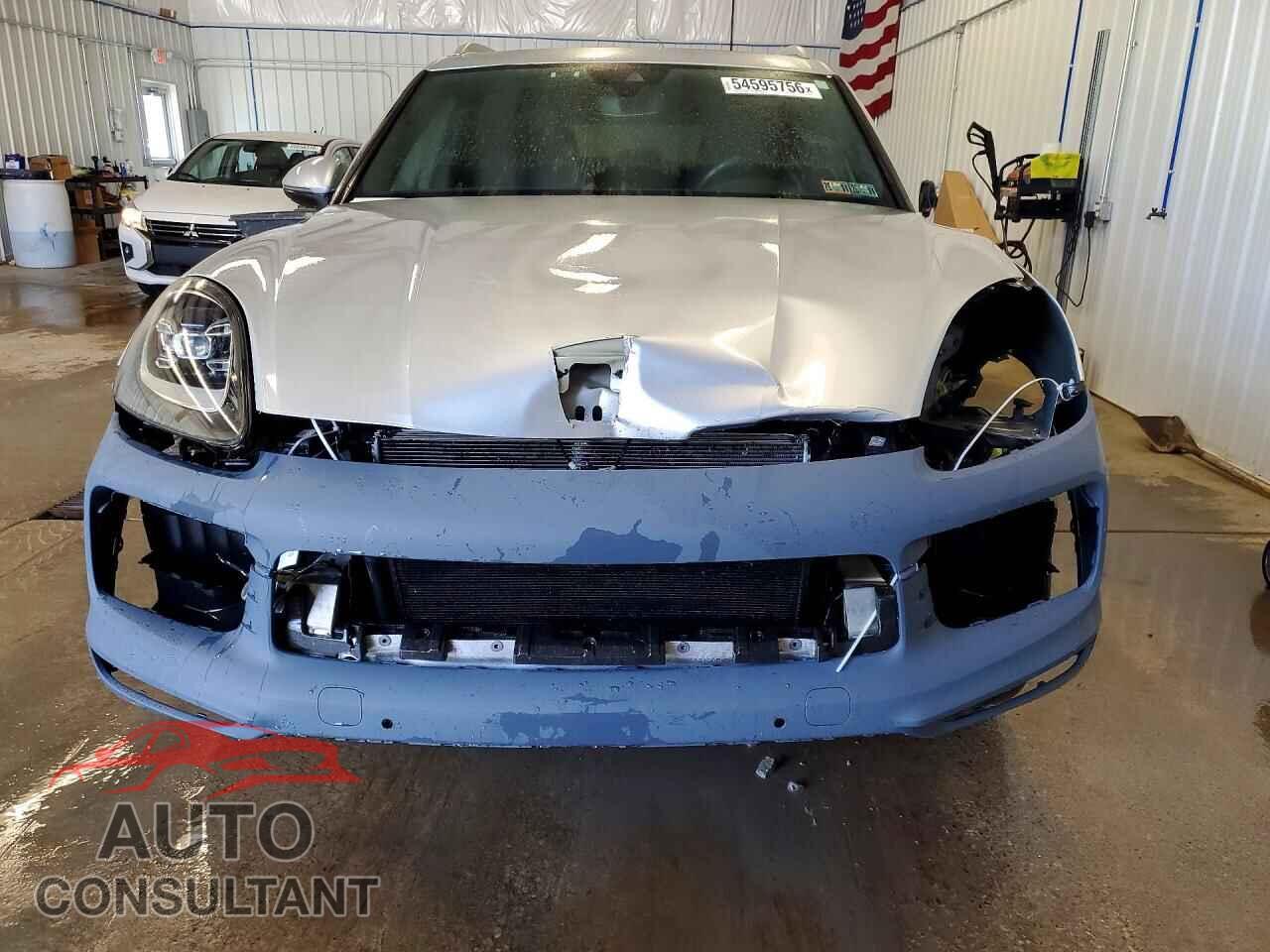 PORSCHE CAYENNE 2019 - WP1AB2AY7KDA62942