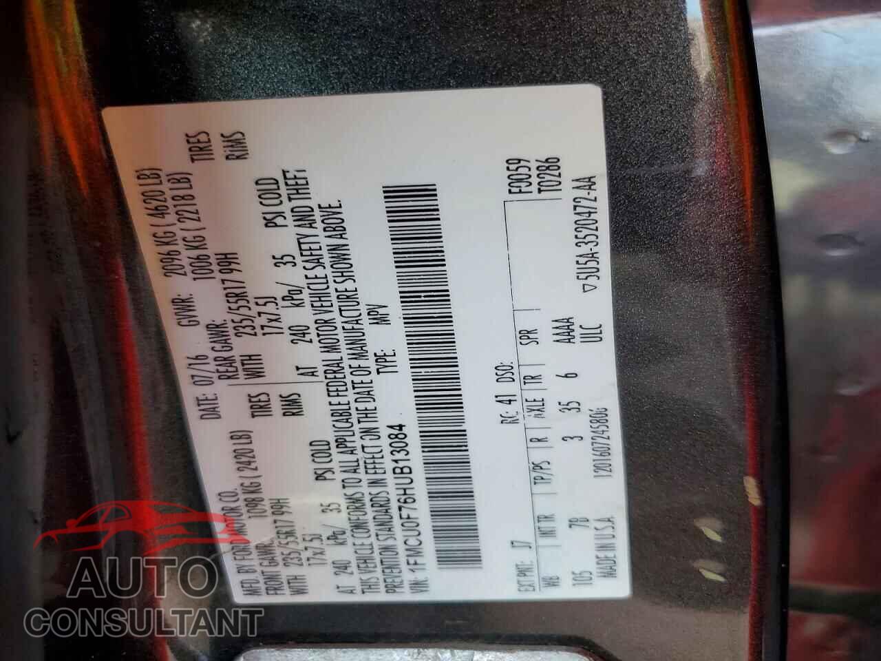 FORD ESCAPE 2017 - 1FMCU0F76HUB13084