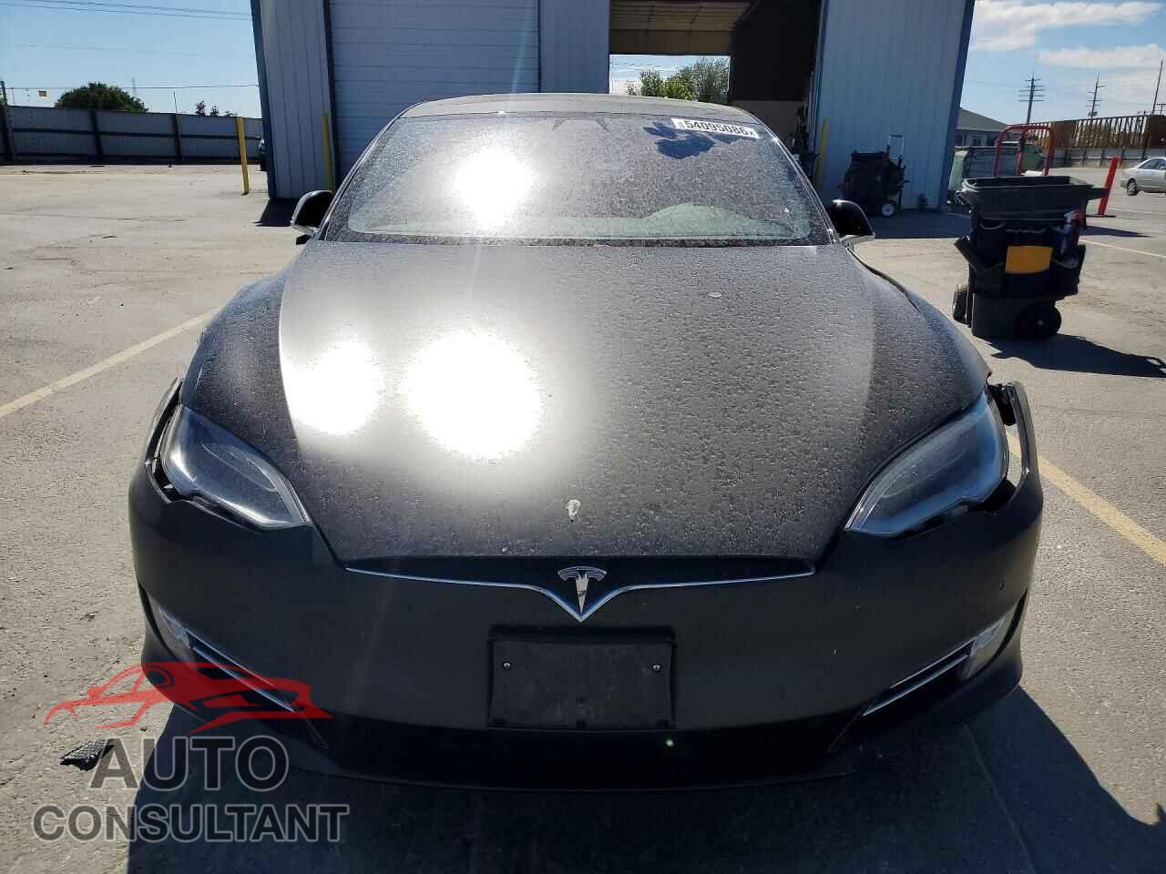 TESLA MODEL S 2018 - 5YJSA1E42JF296598