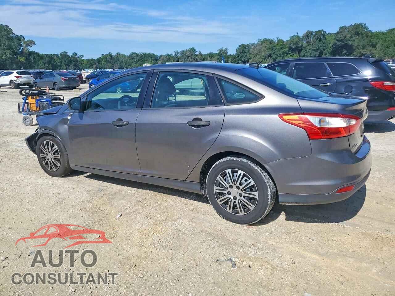 FORD FOCUS 2013 - 1FADP3E26DL149466