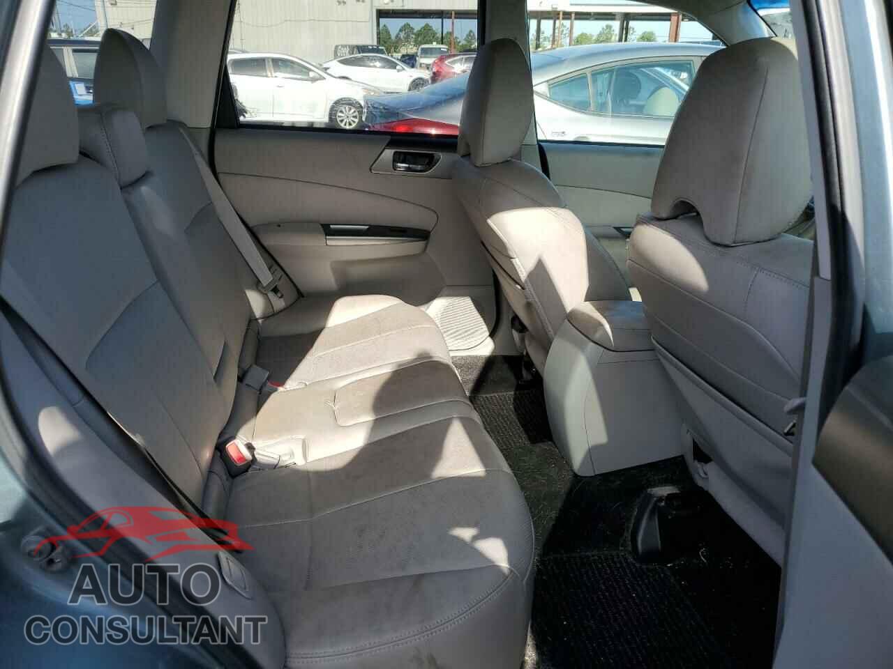 SUBARU FORESTER 2011 - JF2SHAEC3BH780124