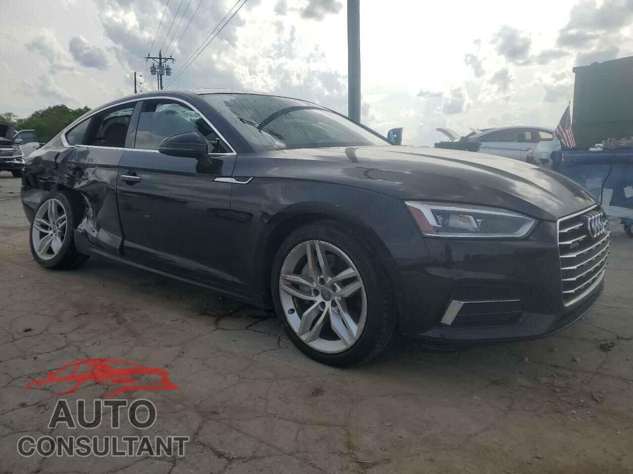 AUDI A5 2019 - WAUANCF51KA051205