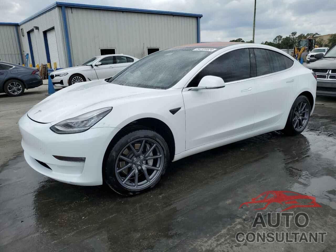 TESLA MODEL 3 2018 - 5YJ3E1EA2JF010635