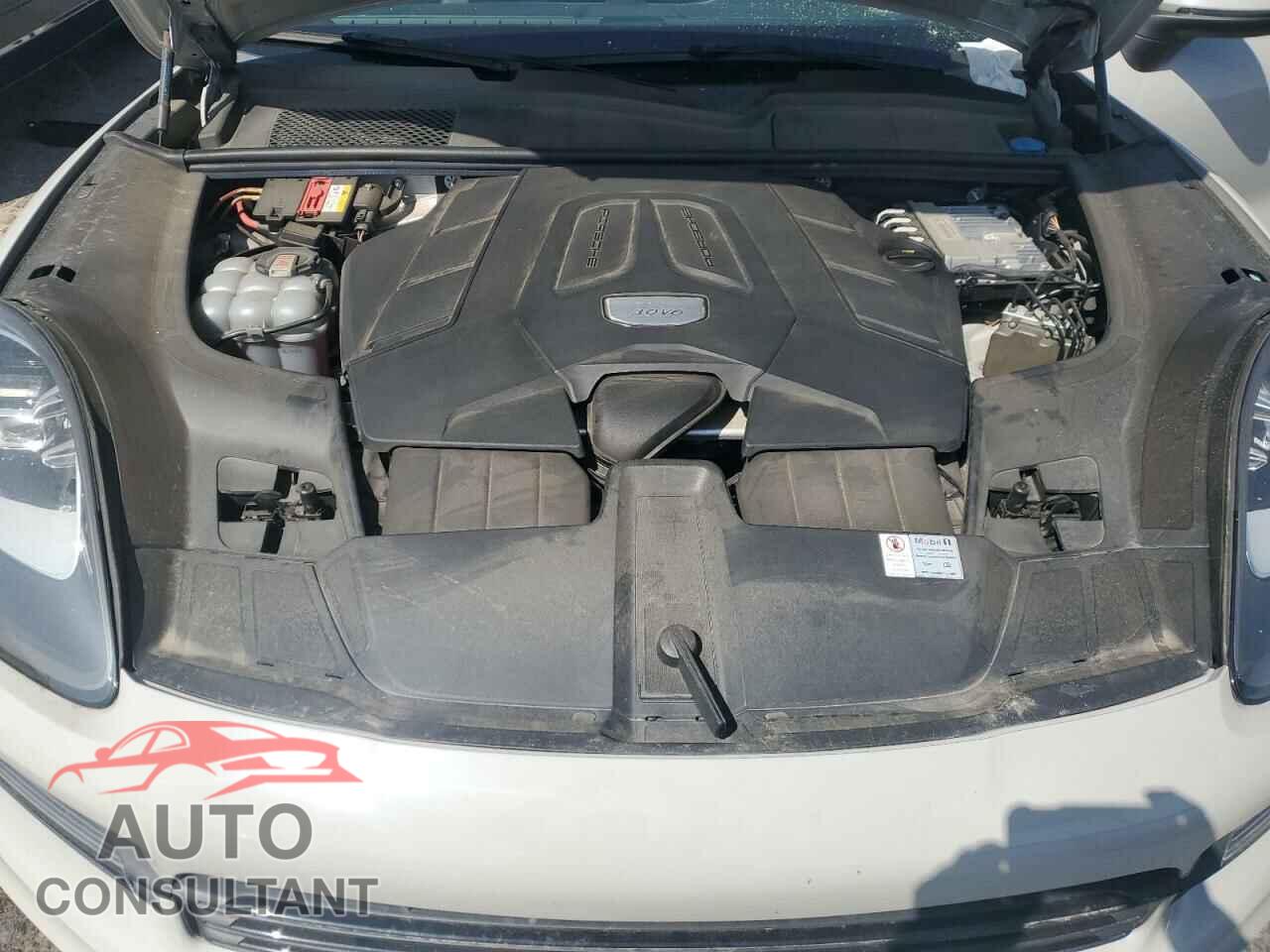 PORSCHE CAYENNE 2021 - WP1AA2AY0MDA00689