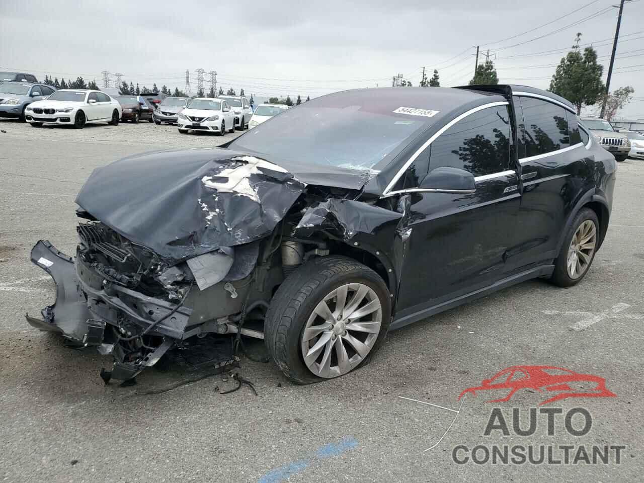 TESLA MODEL X 2016 - 5YJXCBE22GF025537