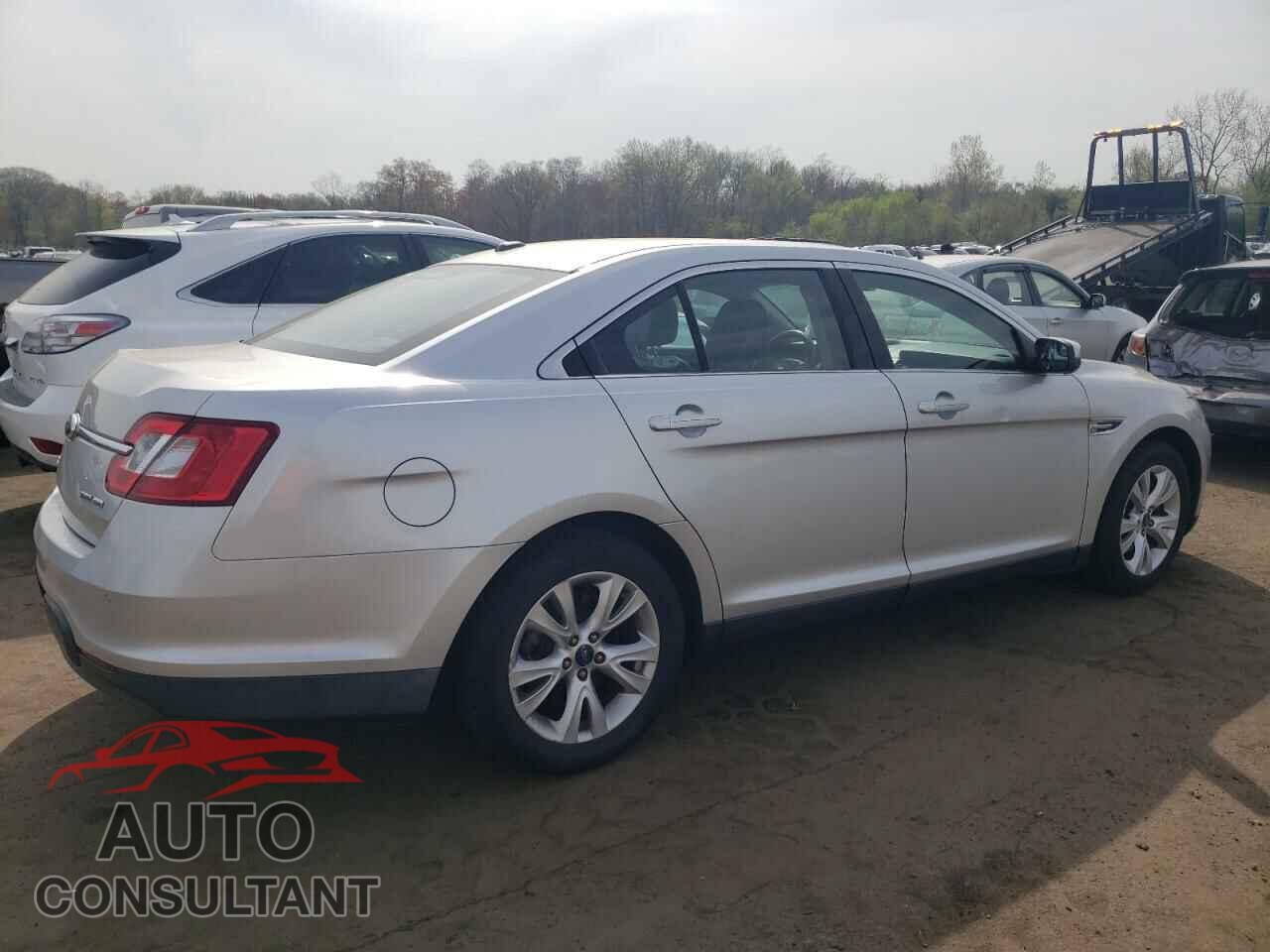 FORD TAURUS 2012 - 1FAHP2HW4CG129105