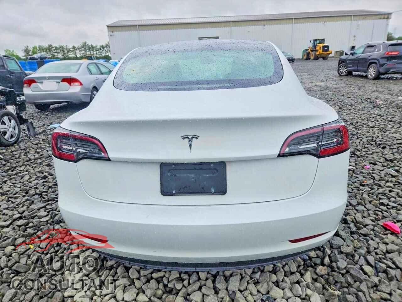 TESLA MODEL 3 2023 - 5YJ3E1EA9PF574596