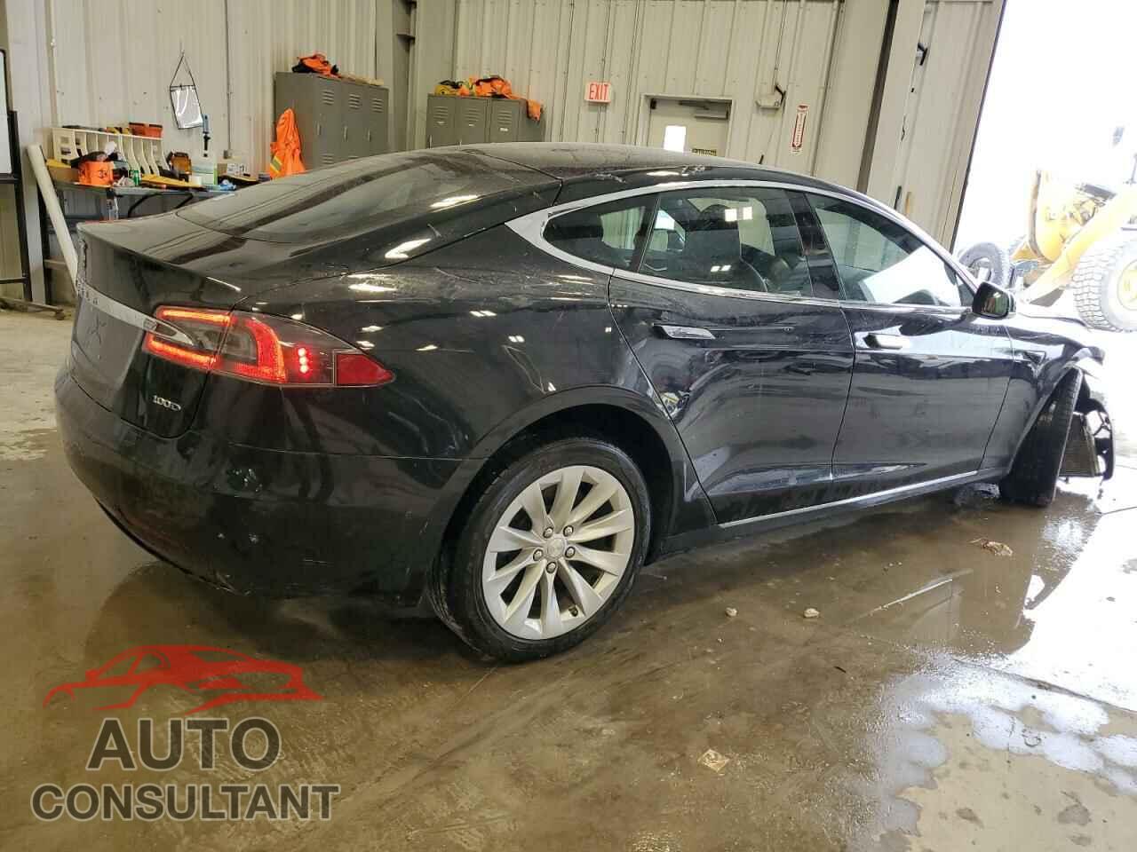 TESLA MODEL S 2018 - 5YJSA1E20JF247589
