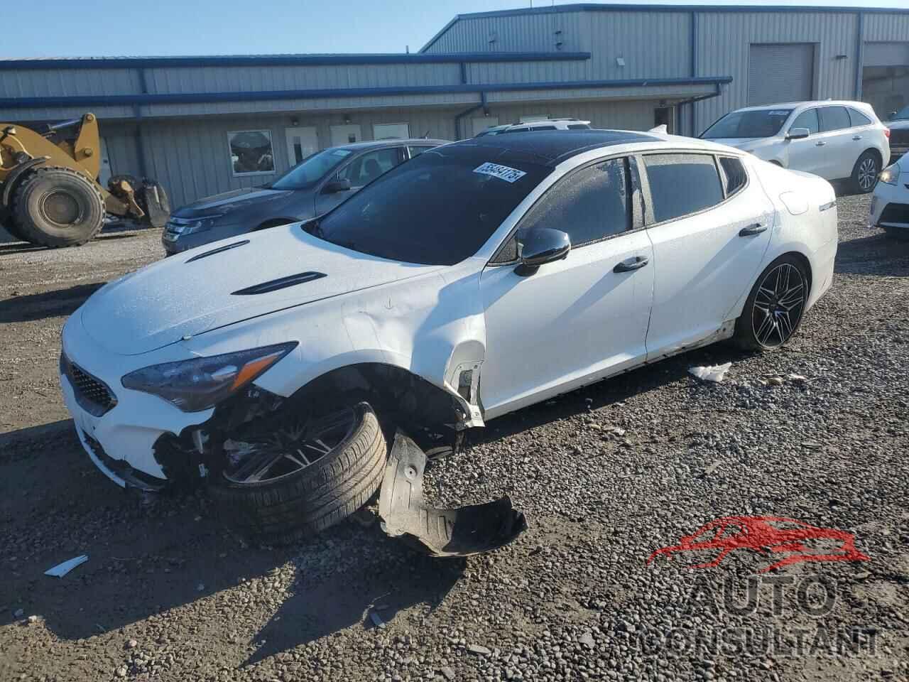 KIA STINGER 2023 - KNAE55LC2P6130053