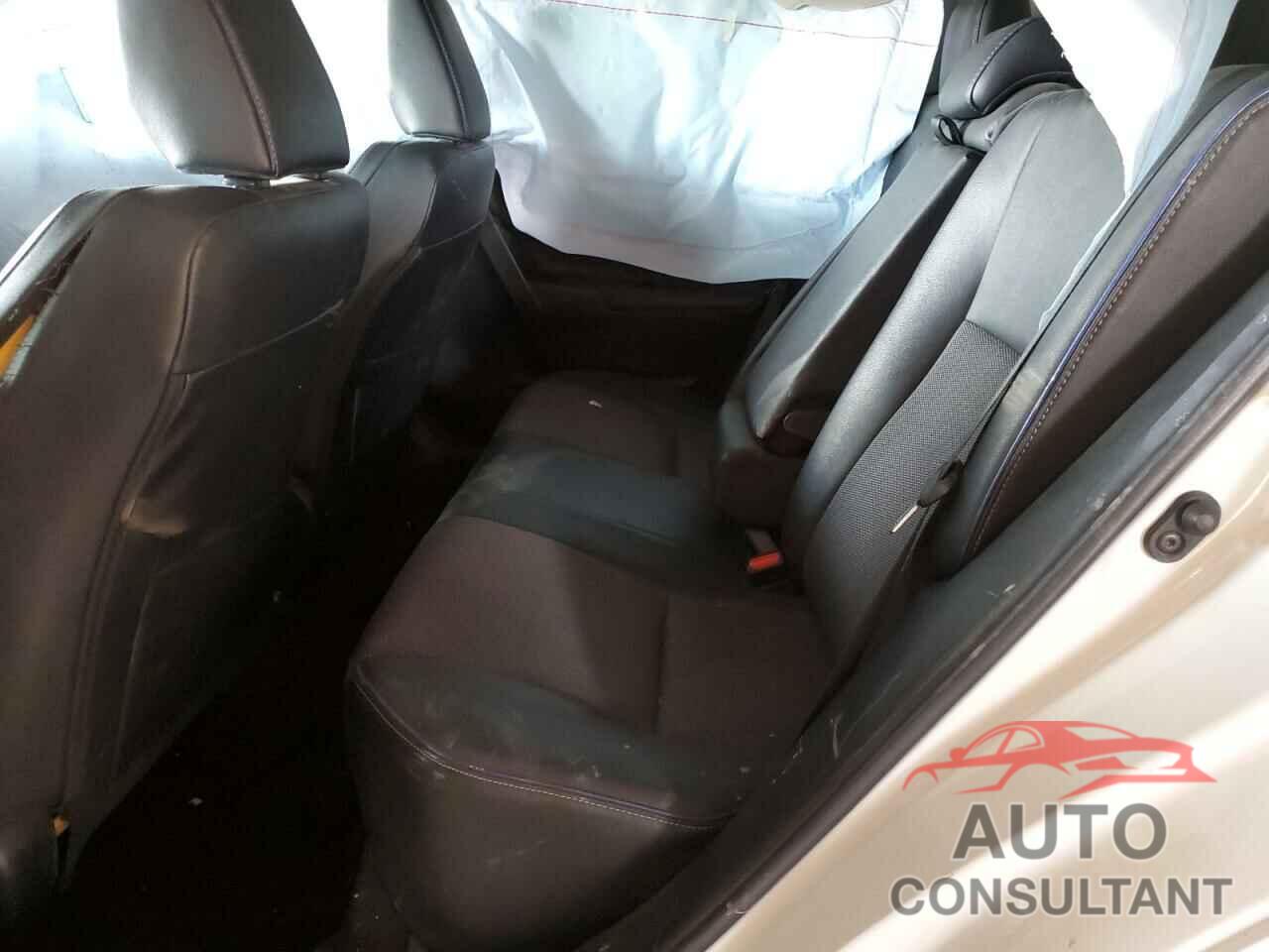 TOYOTA COROLLA 2019 - 5YFBURHE0KP946075