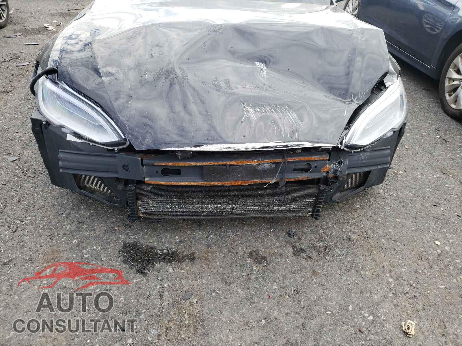 TESLA MODEL S 2016 - 5YJSA1E20GF151213