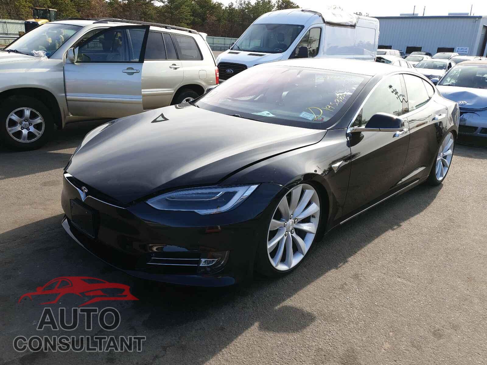 TESLA MODEL S 2017 - 5YJSA1E2XHF195883